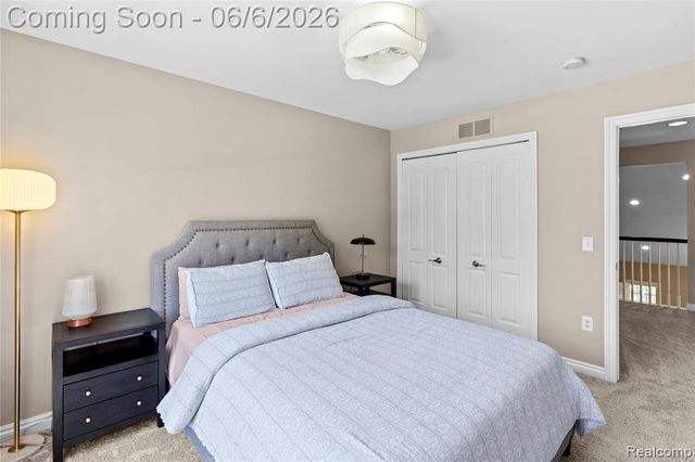 10242 Beacon Court, Grand Blanc, MI 48439