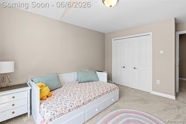 10242 Beacon Court, Grand Blanc, MI 48439