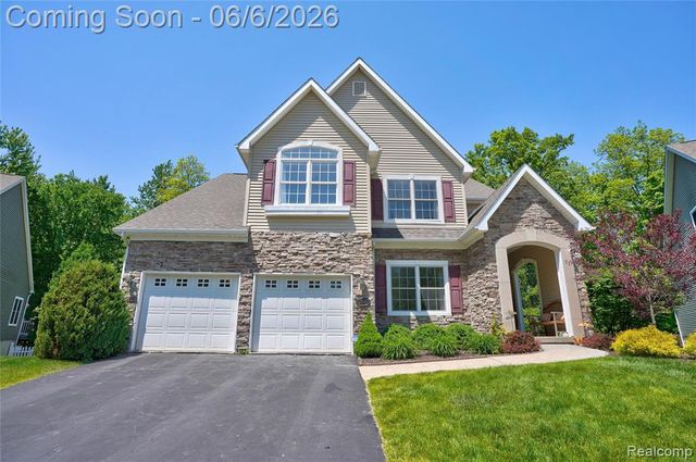 10242 Beacon Court, Grand Blanc, MI 48439
