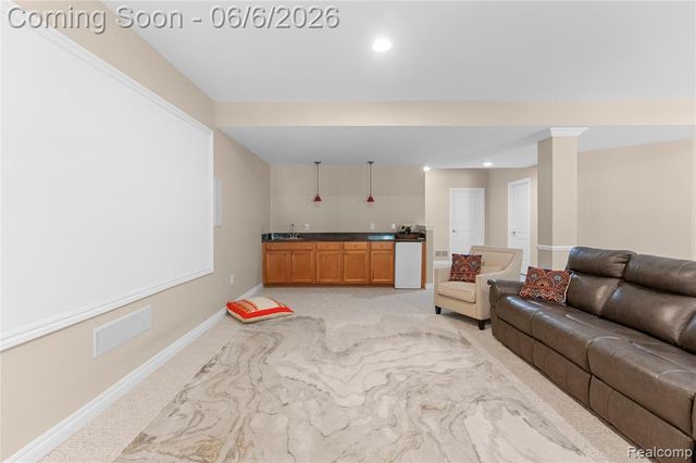 10242 Beacon Court, Grand Blanc, MI 48439