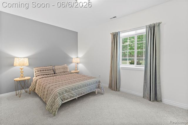 10242 Beacon Court, Grand Blanc, MI 48439