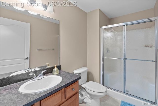 10242 Beacon Court, Grand Blanc, MI 48439