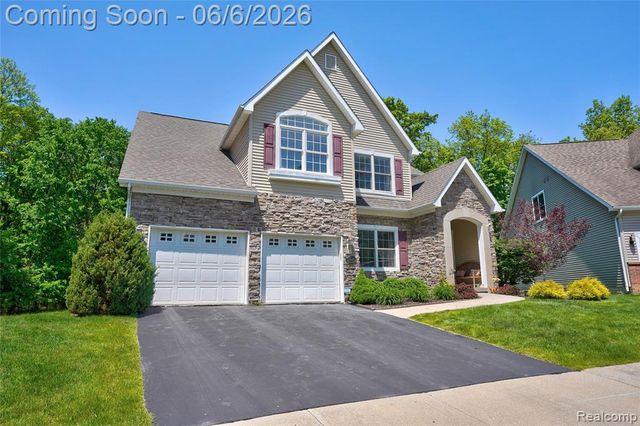 10242 Beacon Court, Grand Blanc, MI 48439