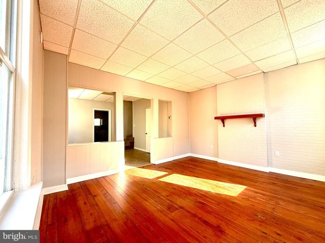 132 RANDOLPH AVE, Hagerstown, MD 21740