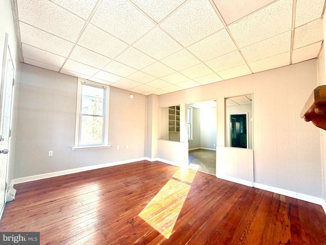 132 RANDOLPH AVE, Hagerstown, MD 21740