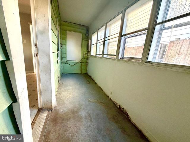 132 RANDOLPH AVE, Hagerstown, MD 21740