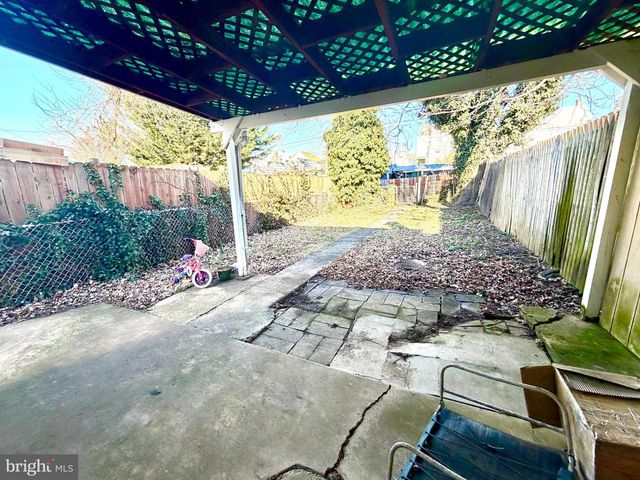 132 RANDOLPH AVE, Hagerstown, MD 21740