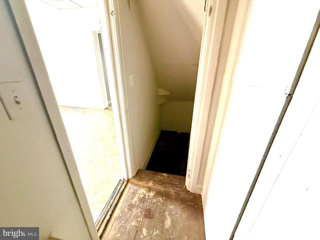 132 RANDOLPH AVE, Hagerstown, MD 21740