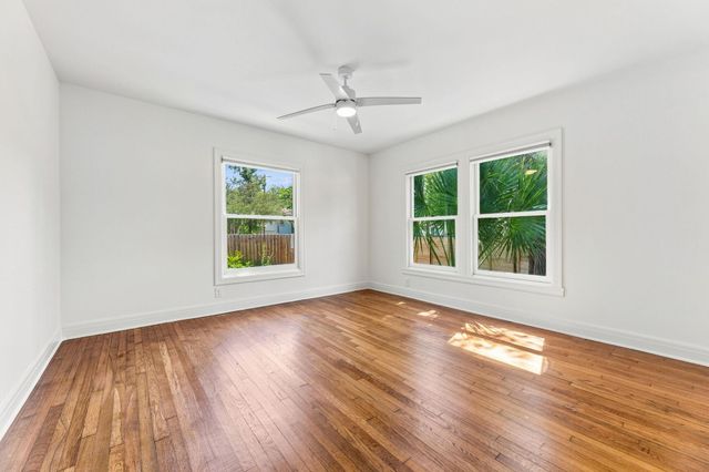 811 E 45th ST, Austin, TX 78751