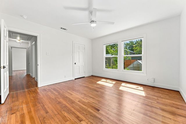 811 E 45th ST, Austin, TX 78751