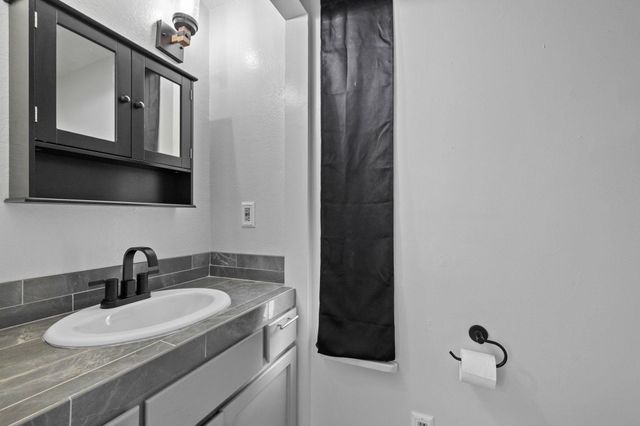 16652 Sallander, Sonora, CA 95370