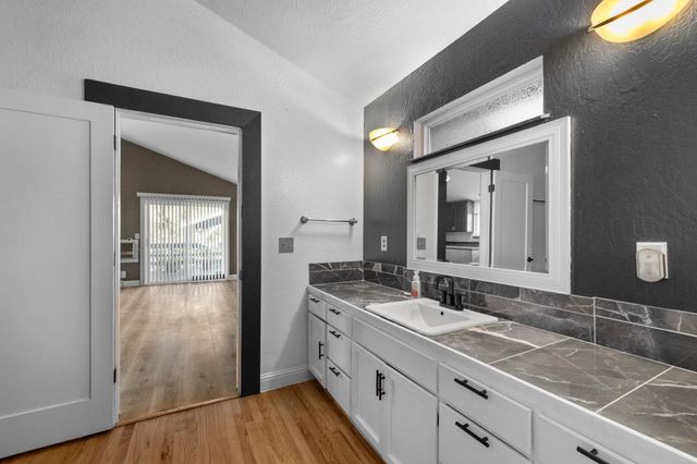 16652 Sallander, Sonora, CA 95370