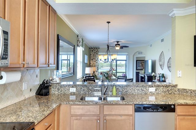 8205 GRAND ESTUARY TRAIL 101, Bradenton, FL 34212