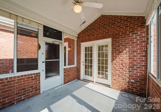 8348 Highland Glen Drive, Charlotte, NC 28269