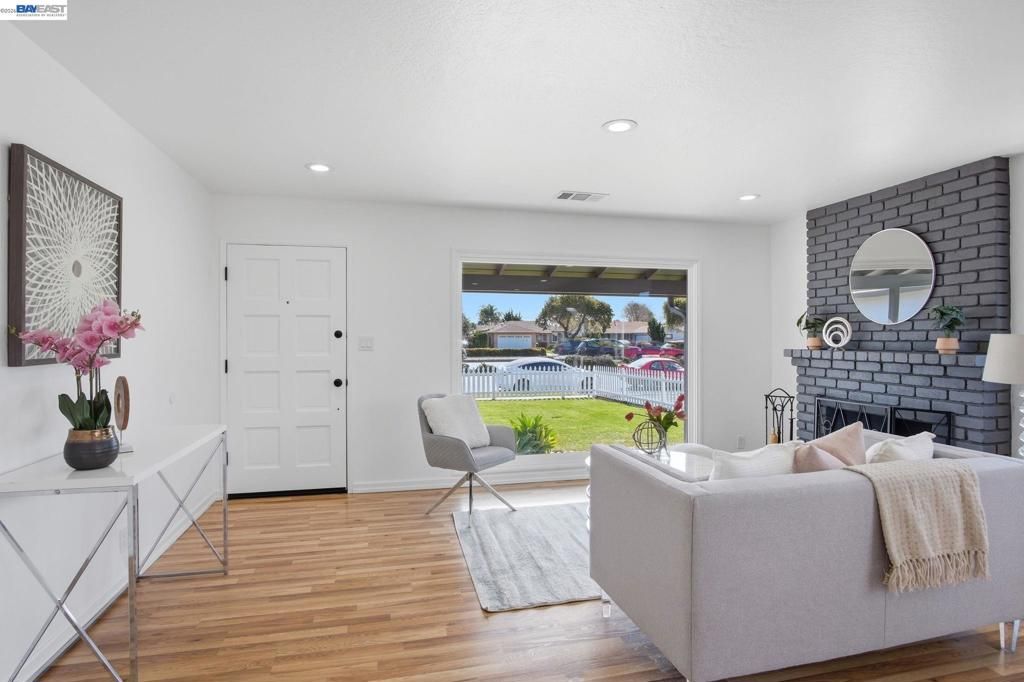 Image 5 of property listing at 4531 4531 Stevenson Blvd, Fremont, CA 94538