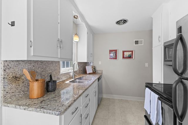 6020 Washburn Avenue S, Minneapolis, MN 55410