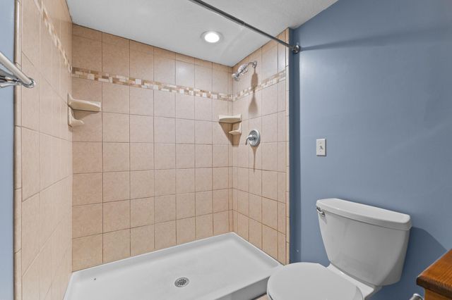 6020 Washburn Avenue S, Minneapolis, MN 55410