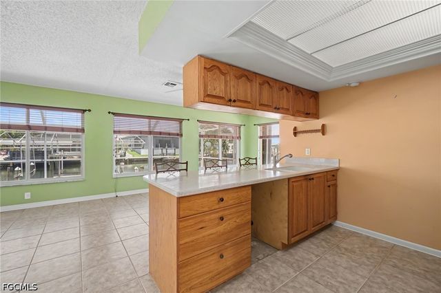 2456 Sycamore ST, St James City, FL 33956
