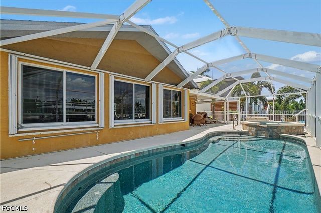2456 Sycamore ST, St James City, FL 33956