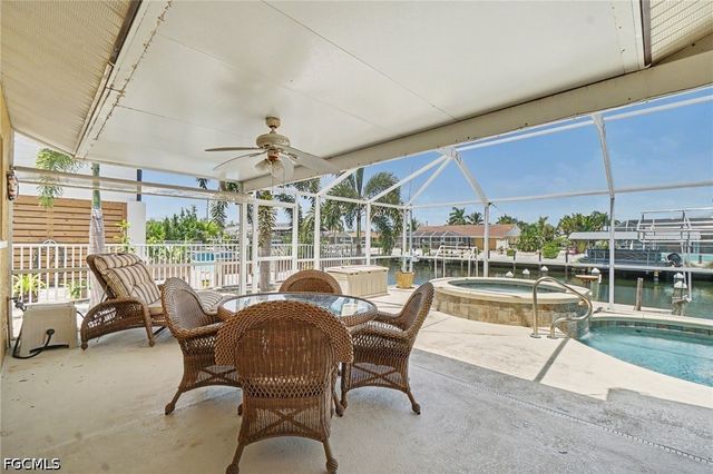 2456 Sycamore ST, St James City, FL 33956
