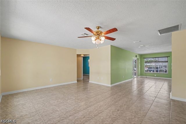 2456 Sycamore ST, St James City, FL 33956