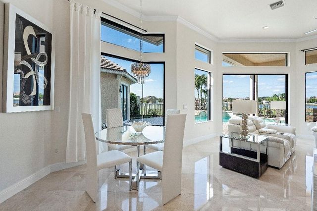 9105 Equus Circle, Boynton Beach, FL 33472