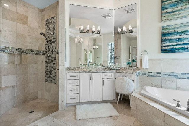 9105 Equus Circle, Boynton Beach, FL 33472