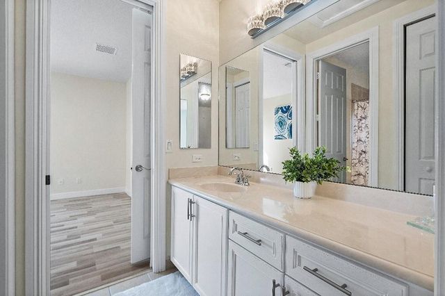 9105 Equus Circle, Boynton Beach, FL 33472
