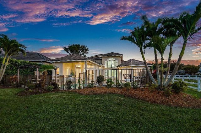 9105 Equus Circle, Boynton Beach, FL 33472