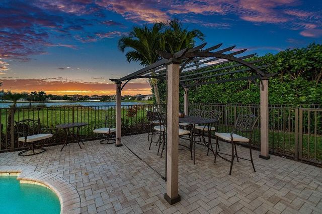 9105 Equus Circle, Boynton Beach, FL 33472