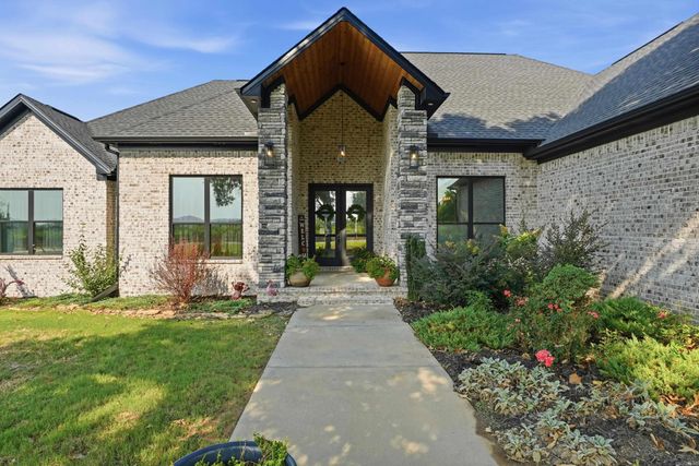 98 Hargrove Road, Greenbrier, AR 72058