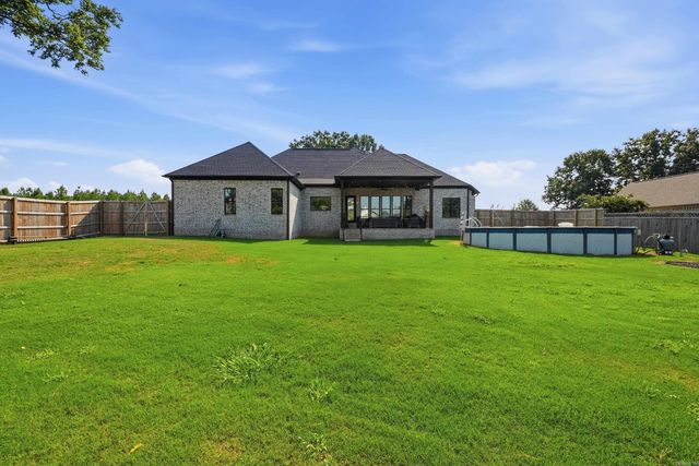 98 Hargrove Road, Greenbrier, AR 72058