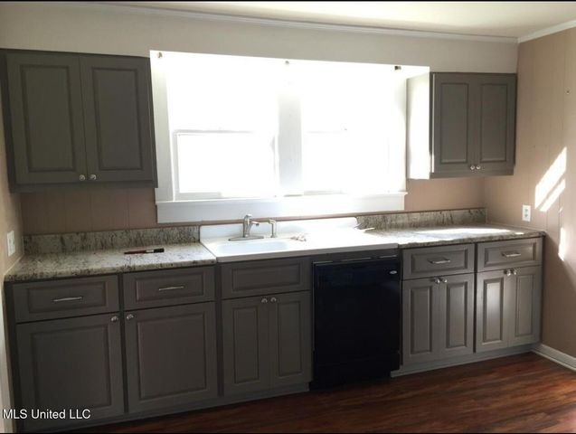 100 Linden Street, Vidalia, LA 71373