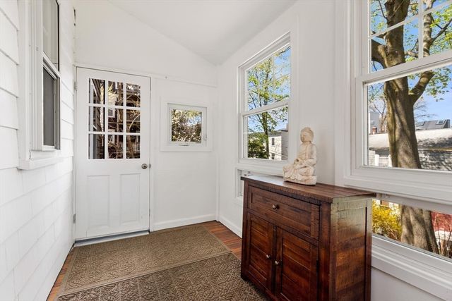 14A Linden Place, Brookline, MA 02445
