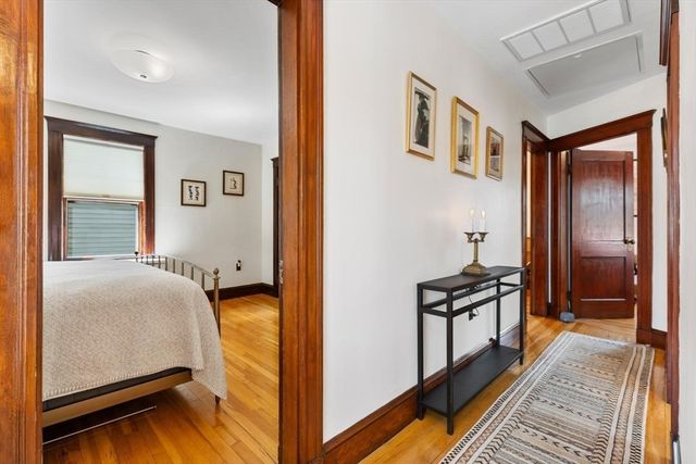 14A Linden Place, Brookline, MA 02445