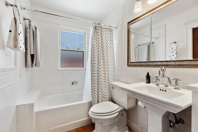 14A Linden Place, Brookline, MA 02445