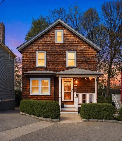 14A Linden Place, Brookline, MA 02445