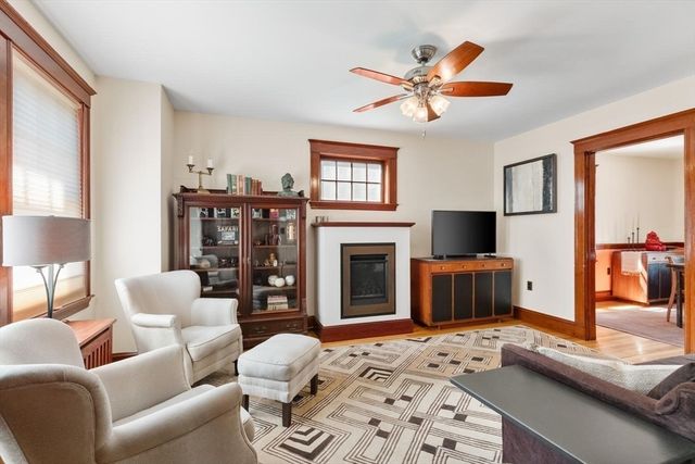 14A Linden Place, Brookline, MA 02445