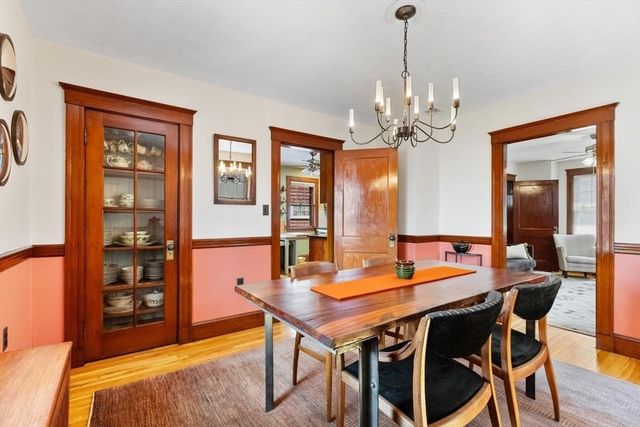 14A Linden Place, Brookline, MA 02445