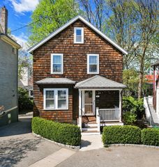 14A Linden Place, Brookline, MA 02445