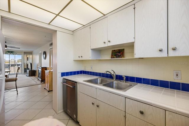 649 TAMIAMI TRAIL S 301, Venice, FL 34285