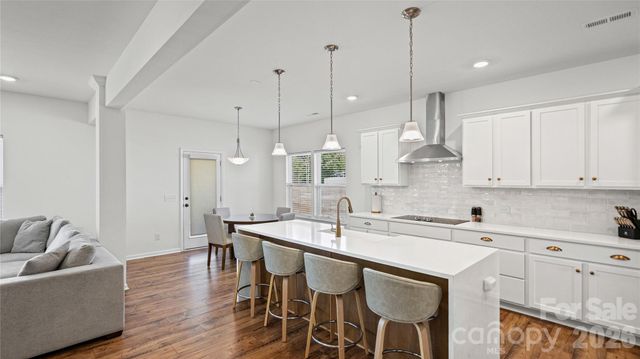 193 Wheatfield Drive, Statesville, NC 28677