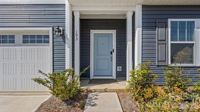 193 Wheatfield Drive, Statesville, NC 28677