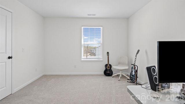 193 Wheatfield Drive, Statesville, NC 28677