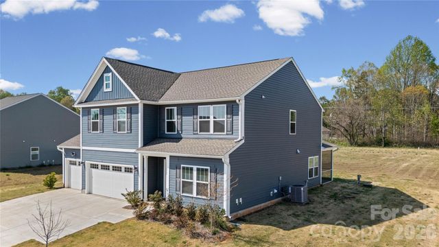 193 Wheatfield Drive, Statesville, NC 28677