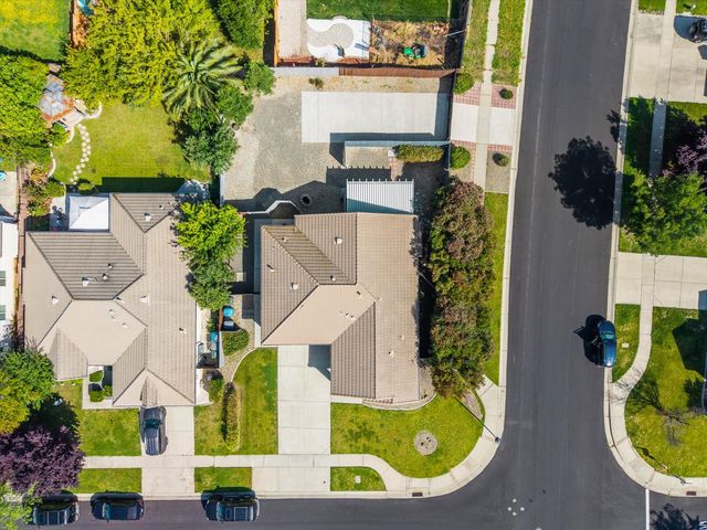 1213 Secret Lake Trl, Plumas Lake, CA 95961