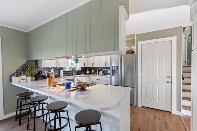 8 Walnut Valley Drive, Little Rock, AR 72211