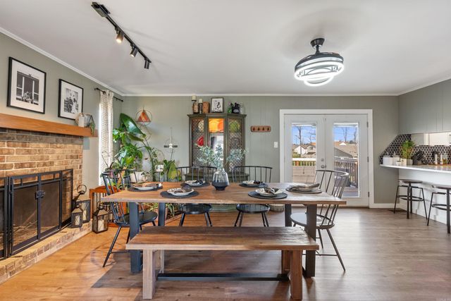 8 Walnut Valley Drive, Little Rock, AR 72211