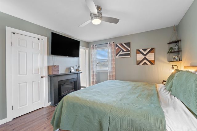 8 Walnut Valley Drive, Little Rock, AR 72211