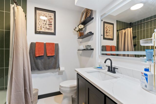 8 Walnut Valley Drive, Little Rock, AR 72211